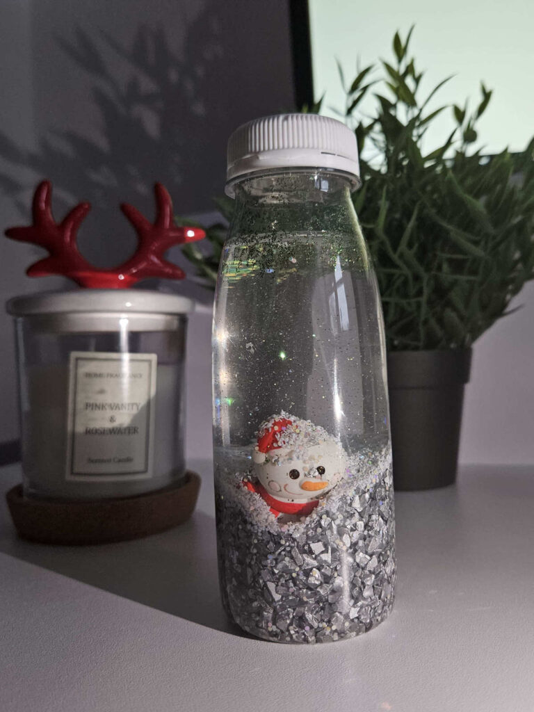 5 Easy Diy Winter Sensory Bottles : Magical Sensory Play For Toddlers 