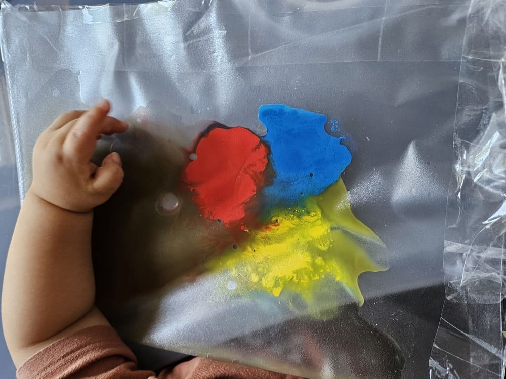 No-Mess Painting Ideas for Toddlers - Plastic Bag Painting